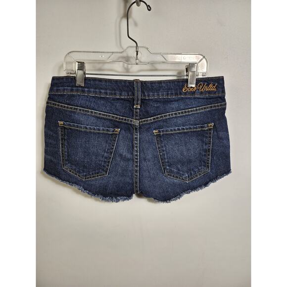 Ecko UNLTD Women's Shorts Size 3/4 Blue Dark Wash Denim Jean Pockets Raw Hem - Picture 5 of 13